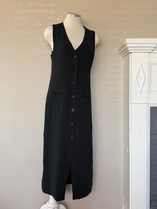 Abercrombie & Fitch Dresses & Skirts - Abercrombie & Fitch Black Sleeveless Button-Front Midi Dress